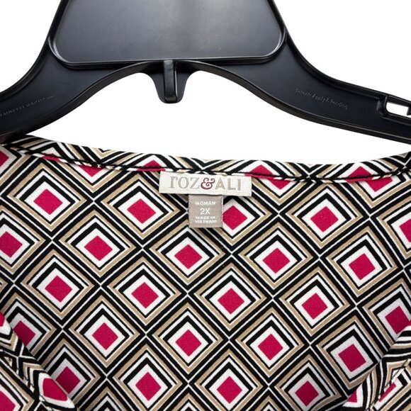 Roz & Ali Womens 2X Geometric Print Tunic Blouse - Picture 2 of 8